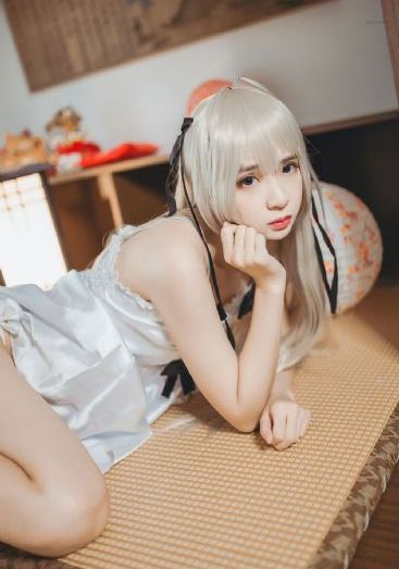 伦理2男一女3p_720高清视频播放
