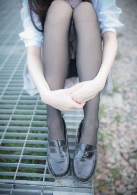 西班牙女郎完整版在线播放_1080P在线视频观看