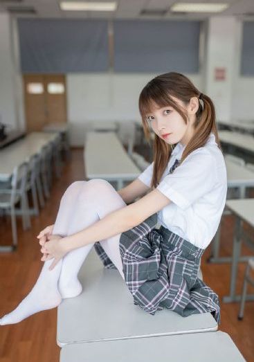 新闻女郎之恋上快感_国产剧高清视频播放