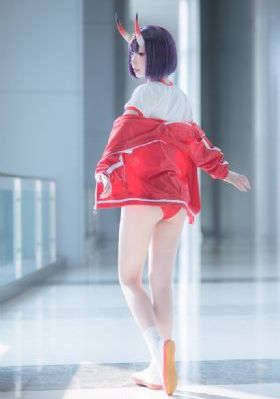 法国贵妇肉丝office_BD英语在线播放观看